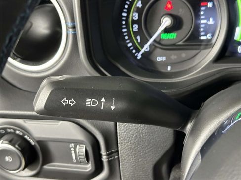 Used 2024 Jeep Wrangler High Altitude image 23