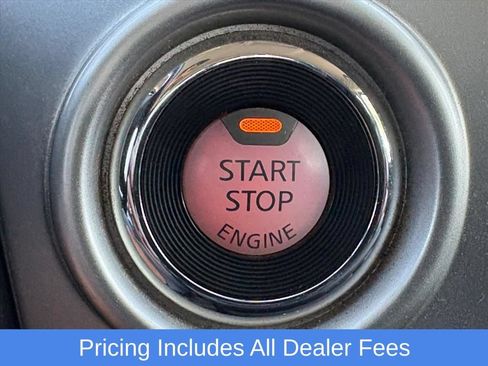 Used 2019 Nissan Titan SV AWD/4WD image 12