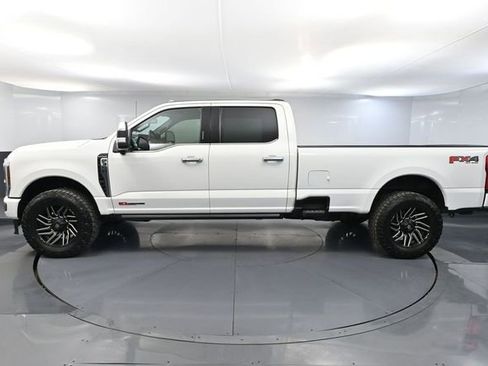 Used 2024 Ford F350 Platinum AWD/4WD image 10