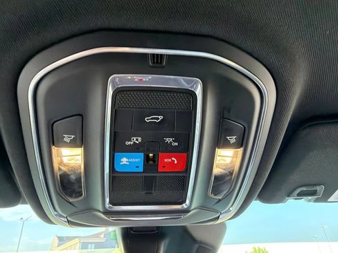Used 2021 Jeep Grand Cherokee L Laredo AWD/4WD image 34