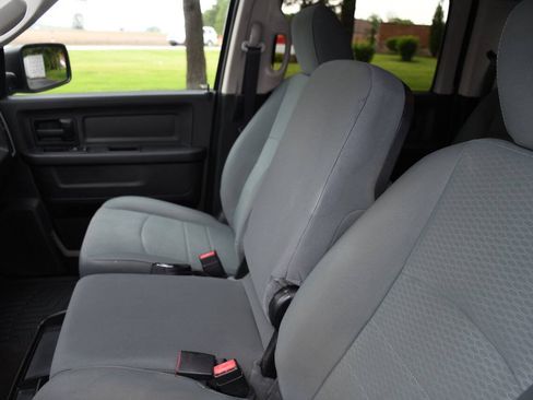 Used 2016 RAM 1500 Express AWD/4WD image 15