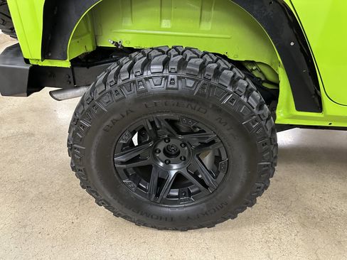 Used 2012 Jeep Wrangler Unlimited Sport image 23