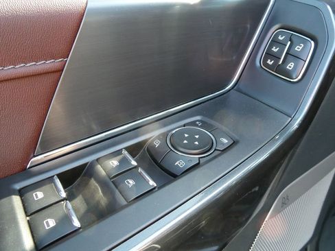 Used 2021 Ford F150 Lariat AWD/4WD image 25