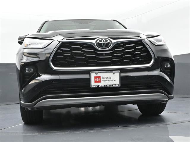 Used 2024 Toyota Highlander Platinum FWD image 31