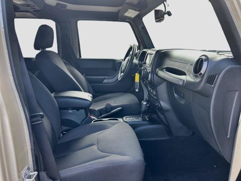 Used 2017 Jeep Wrangler Unlimited Sport w/ Quick Order Package 24S AWD/4WD image 13