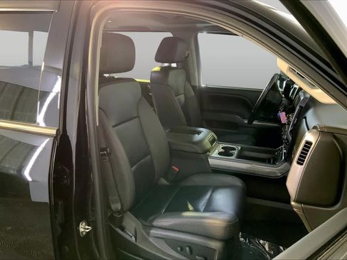 Used 2018 GMC Sierra 1500 SLT AWD/4WD image 9
