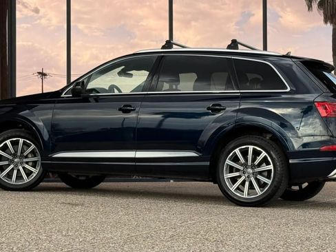 Used 2017 Audi Q7 3.0T Premium Plus w/ Premium Plus Package AWD/4WD image 6