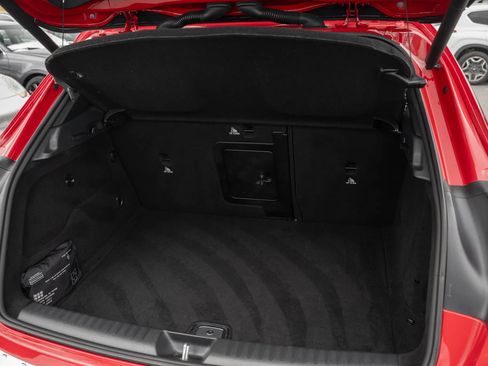 Used 2019 Mercedes-Benz GLA 250 4MATIC image 9