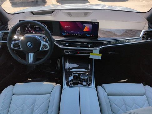 New 2026 BMW X5 xDrive50e w/ M Sport Package AWD/4WD image 15