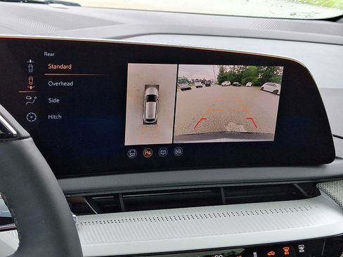 Certified 2025 Cadillac Optiq Sport 2 w/ LPO, Floor Liner Package AWD/4WD image 29