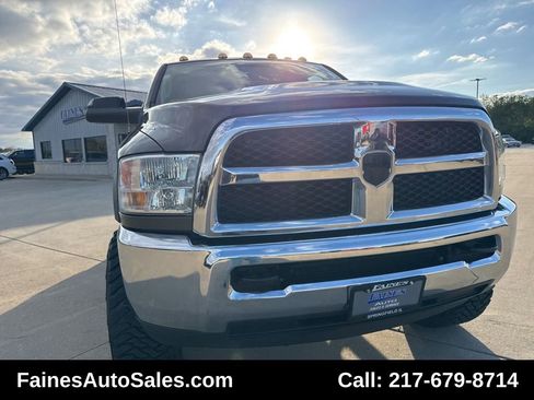 Used 2016 RAM 2500 Tradesman w/ Chrome Appearance Group image 33