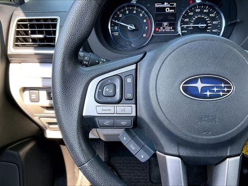 Used 2018 Subaru Forester 2.5i Premium AWD/4WD image 17