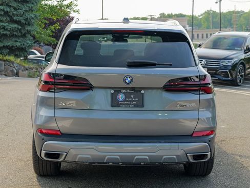 Used 2024 BMW X5 xDrive50e AWD/4WD image 6