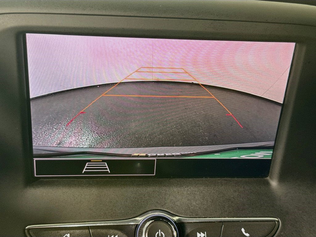 Used 2022 Chevrolet Camaro LS RWD image 18