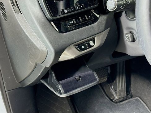 Used 2025 Lexus RX 350 Premium w/ Accessory Package (Z1) FWD image 10