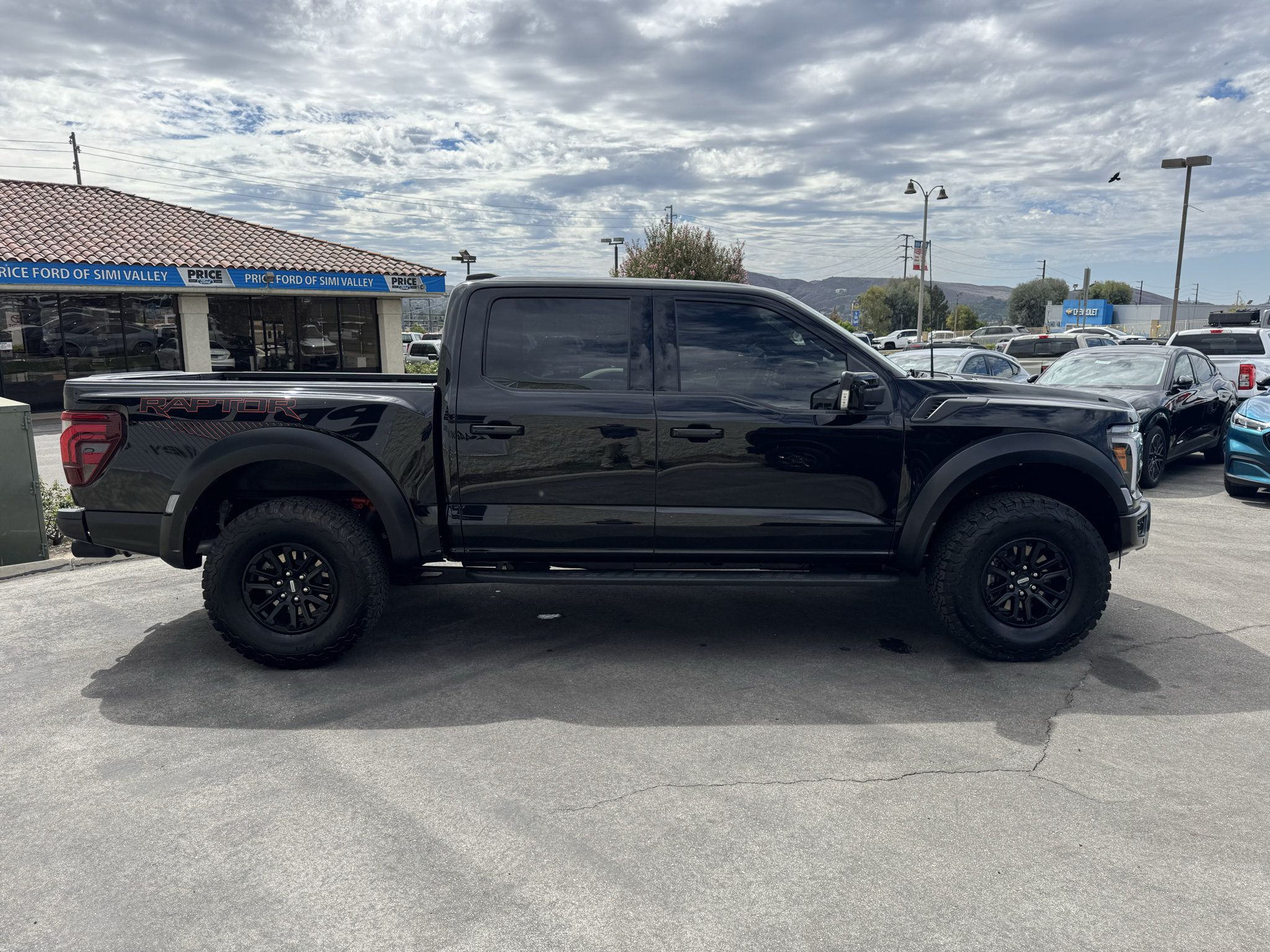 Used 2026 Ford F150 Raptor AWD/4WD image 33