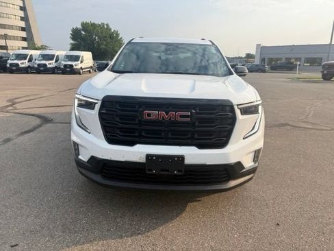 Used 2024 GMC Acadia Elevation w/ Black Edition AWD/4WD image 5