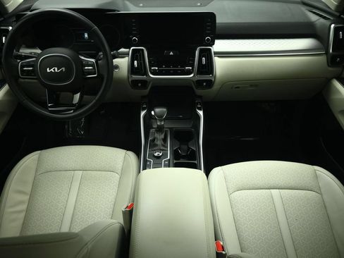 Used 2023 Kia Sorento S w/ Panoramic Sunroof Package FWD image 35