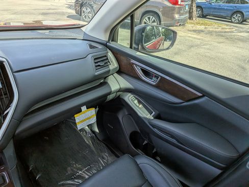 Used 2024 Subaru Ascent Touring AWD/4WD image 19
