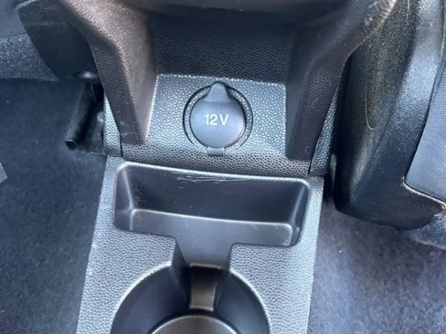 Used 2014 Ford Fiesta SE FWD image 10