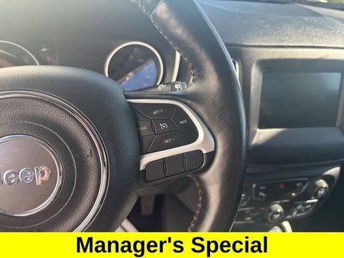 Used 2019 Jeep Compass Latitude w/ Popular Equipment Group image 18