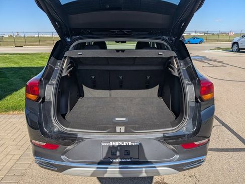 Used 2023 Buick Encore GX Essence w/ Experience Buick Package image 8