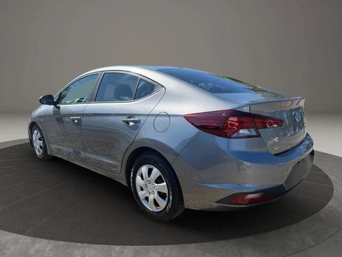 Used 2019 Hyundai Elantra SE w/ Cargo Package FWD image 7