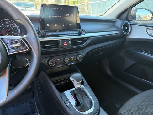 Used 2023 Kia Forte LXS image 18