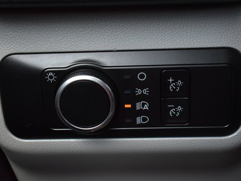 Used 2025 Ford Escape Active FWD image 19