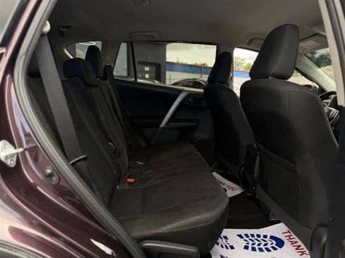 Used 2017 Toyota RAV4 LE w/ Carpet Mat Package AWD/4WD image 21