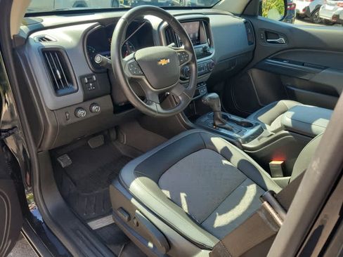 Used 2021 Chevrolet Colorado Z71 AWD/4WD image 23
