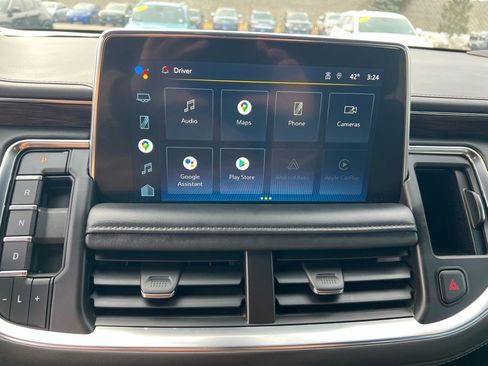 Used 2022 Chevrolet Tahoe Z71 w/ Luxury Package image 55