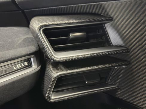 Used 2020 Ford GT Carbon Series image 48