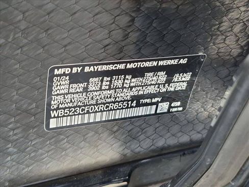 Used 2024 BMW iX xDrive50 w/ Premium Package AWD/4WD image 26