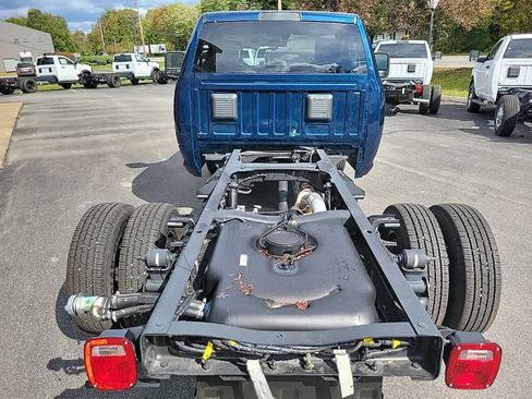 New 2024 RAM 3500 Tradesman image 9