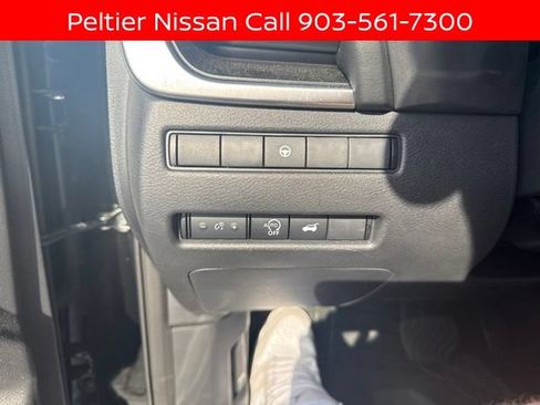 Certified 2024 Nissan Rogue SV w/ SV Premium Package FWD image 12