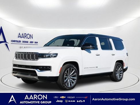 Used 2023 Jeep Grand Wagoneer Series II AWD/4WD image 1