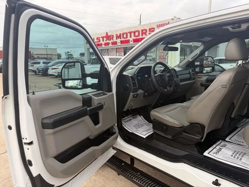 Used 2020 Ford F250 XL w/ Power Equipment Group AWD/4WD image 22