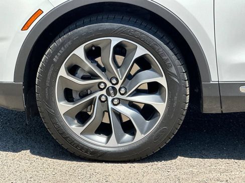 Certified 2021 Lincoln Nautilus Reserve w/ Class II Trailer Tow Package AWD/4WD image 25