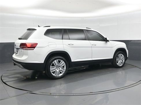 Used 2019 Volkswagen Atlas SE image 3