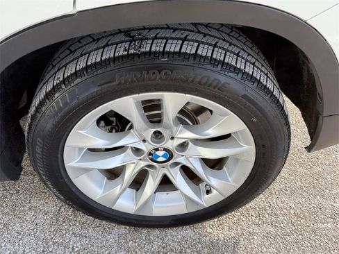 Used 2015 BMW X1 xDrive28i image 6