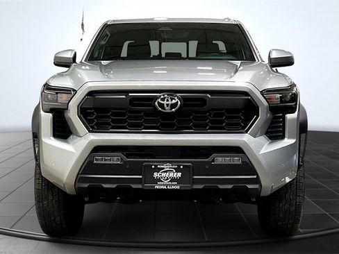 Used 2025 Toyota Tacoma TRD Off-Road w/ TRD Off Road Upgrade Package image 3