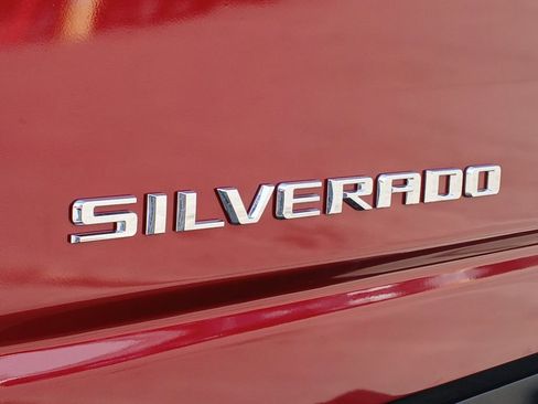 Used 2020 Chevrolet Silverado 2500 LTZ w/ LTZ Premium Package image 19