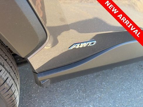 Used 2025 Toyota RAV4 LE image 4