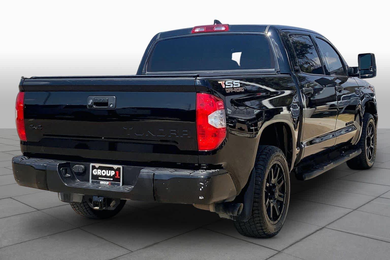 Used 2021 Toyota Tundra SR5 w/ SR5 Upgrade Package AWD/4WD image 12