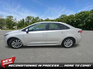 Used 2025 Toyota Corolla LE w/ LE Premium Package FWD video 1