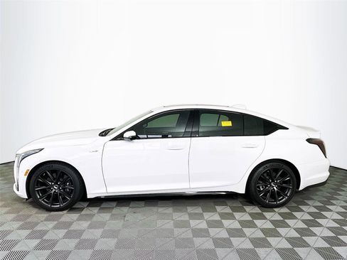 Used 2025 Cadillac CT5 V image 4