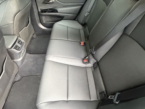 Used 2025 Lexus ES 350 w/ Premium Package FWD image 30