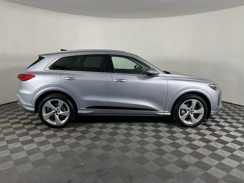 New 2025 Audi Q5 Prestige image 10