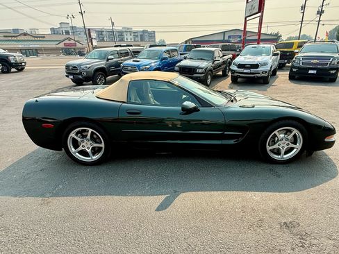 Used 2000 Chevrolet Corvette Coupe RWD image 6